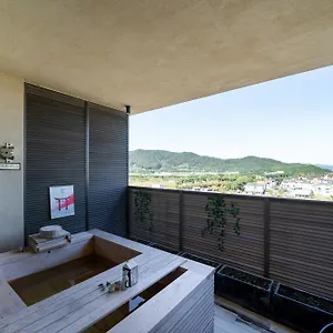 베스트 루이스 해밀턴 서부산점 부산광역시