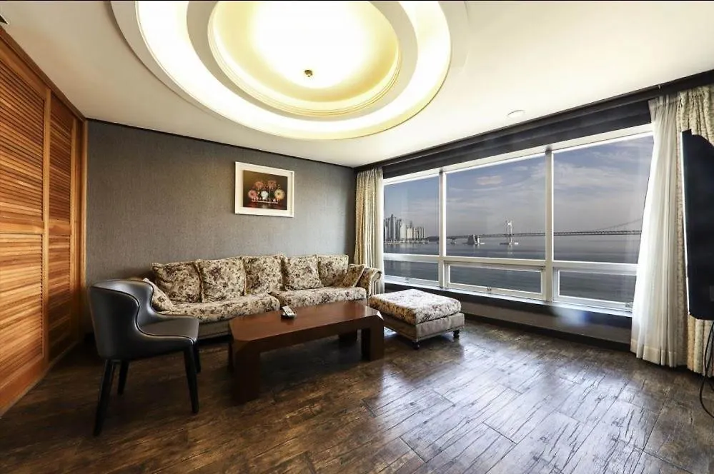 Bridge Hotel Busan