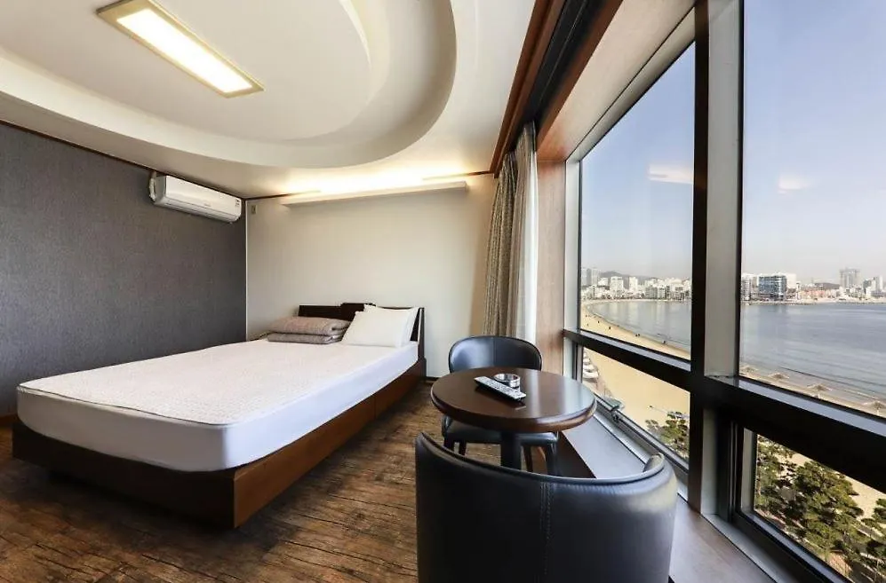 **  Bridge Hotel Busan Corée du Sud