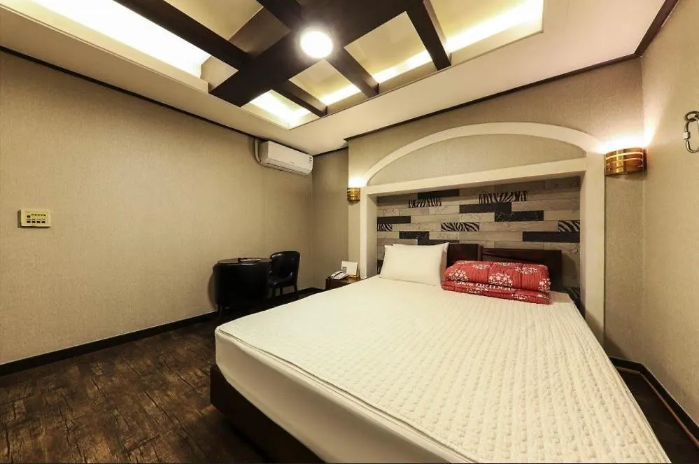 Bridge Hotel Busan